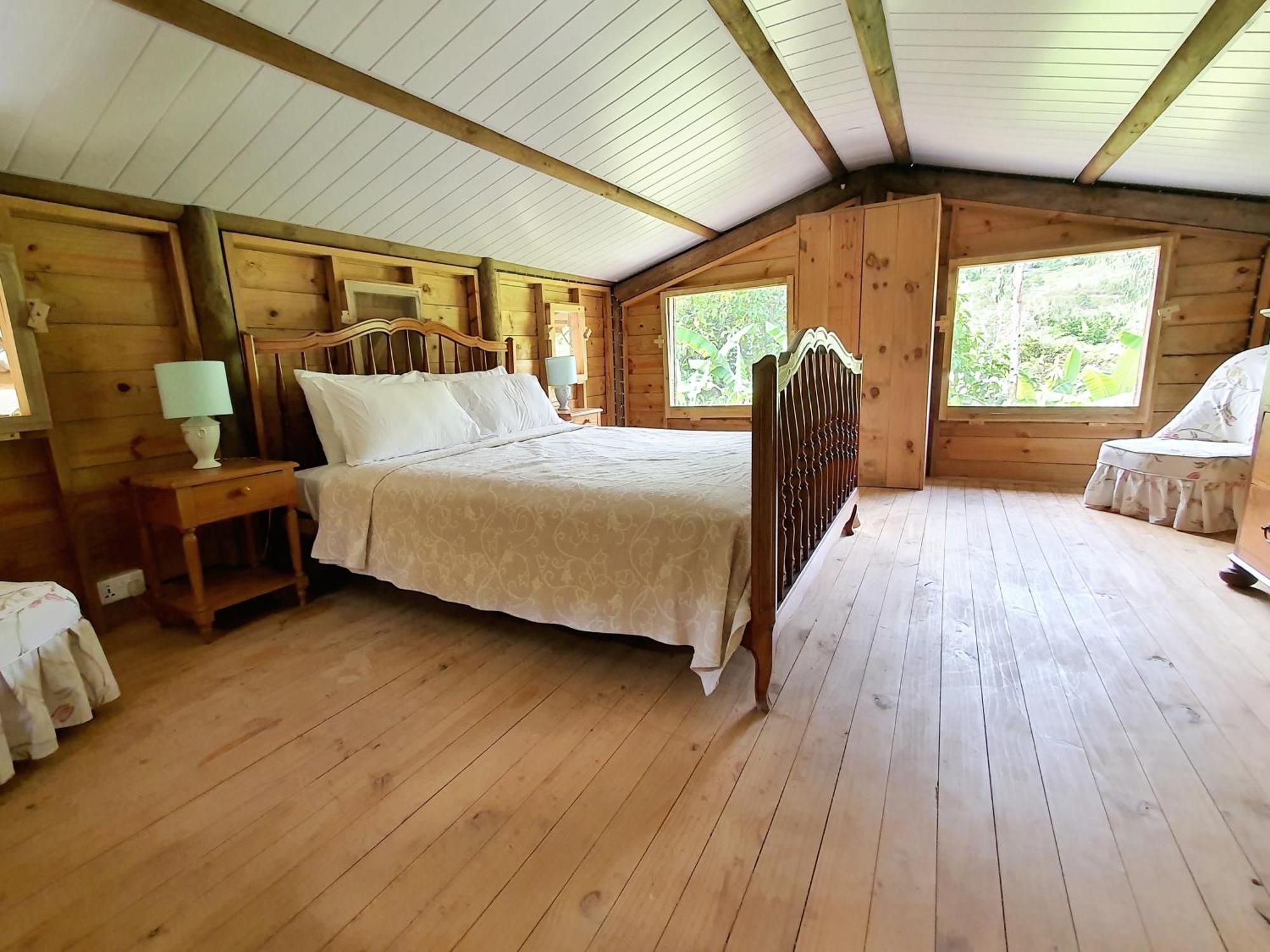 Le Chalet, La Petite Ferme Vieux Grand Port Екстер'єр фото